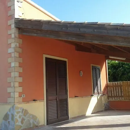 Giallo/verde Holiday home